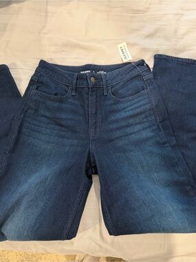 Old Navy Women's Deep Indigo Straight Leg Jeans